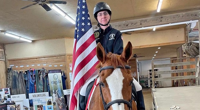 Army veteran taps into her connection with horses to heal